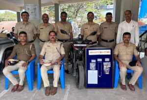 ಶಿವಮೊಗ್ಗ ವಿನೋಬನಗರ ಪೊಲೀಸರಿಂದ ಅಂತರ್ ರಾಜ್ಯ ಸರಗಳ್ಳರು ಮತ್ತು ಒಂಟಿ ಮನೆ ದರೋಡೆಕೋರರ ಬಂಧನ…