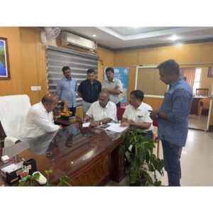 ಮಾಚೇನಹಳ್ಳಿ ಕೈಗಾರಿಕಾ ಪ್ರದೇಶದ ವಿದ್ಯುತ್ ಸಮಸ್ಯೆಗಳ ಕುರಿತು ‘ಕರ್ತವ್ಯ ಭವನ’ದಲ್ಲಿ ಶಾಸಕ ಎಸ್.ಎನ್. ಚನ್ನಬಸಪ್ಪ ಸಭೆ…