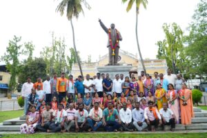 ಬಿಜೆಪಿ ಶಿವಮೊಗ್ಗ ನಗರ ಮಹಿಳಾ ಮೋರ್ಚಾ ವತಿಯಿಂದ ಶಿವಮೊಗ್ಗದಲ್ಲಿರುವ ರಾಷ್ಟ್ರಪುರುಷರ ಪ್ರತಿಮೆಗಳ ಸ್ವಚ್ಛತಾ ಕಾರ್ಯ…