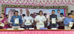 ಸಾರ್ವಜನಿಕ ಸಮಸ್ಯೆಗಳ ತ್ವರಿತ ಪರಿಹಾರಕ್ಕೆ ಪ್ರಜಾಸೇವಾ ಆಂದೋಲನ ಸಭೆ ಸಹಕಾರಿ : ಸಚಿವ ಎಸ್ ಮಧು ಬಂಗಾರಪ್ಪ…