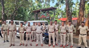 ಅಕ್ರಮ ಮದ್ಯ ಸೇವನೆಗೆ ಅವಕಾಶ ನೀಡಿದ್ದ ಡಾಬಾ, ಹೋಟೆಲ್‌ಗಳ ಮೇಲೆ ಅಬಕಾರಿ ದಾಳಿ – 7 ಪ್ರಕರಣ ದಾಖಲು…